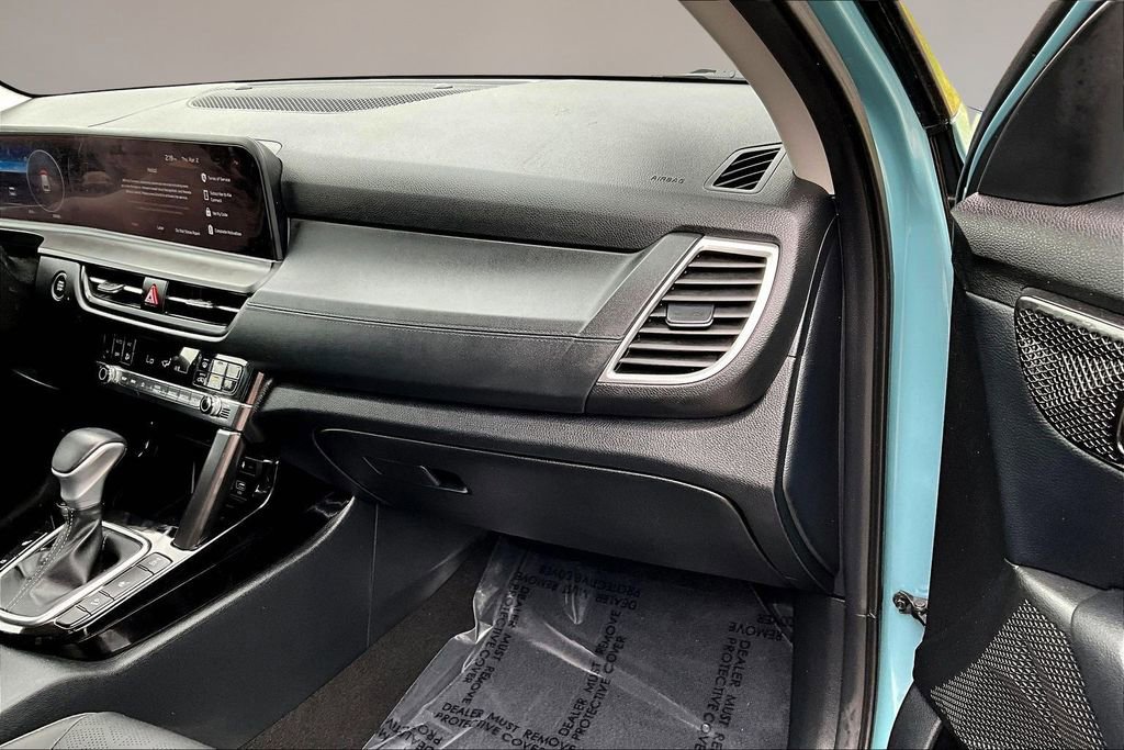Certified 2024 Kia Seltos EX image 25