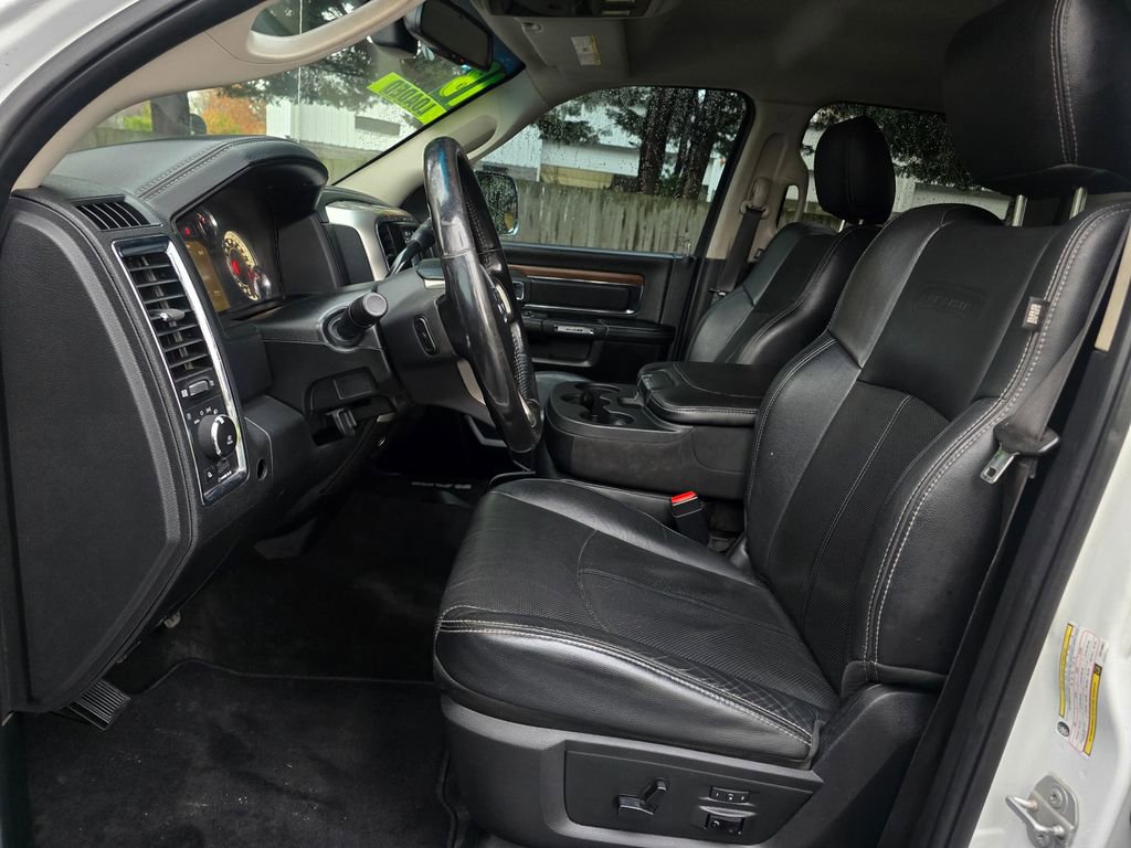 Used 2018 RAM 2500 Laramie image 26