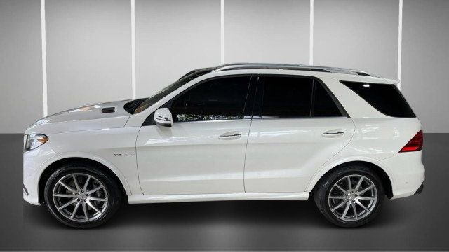 Used 2017 Mercedes-Benz GLE 63 AMG 4MATIC image 7