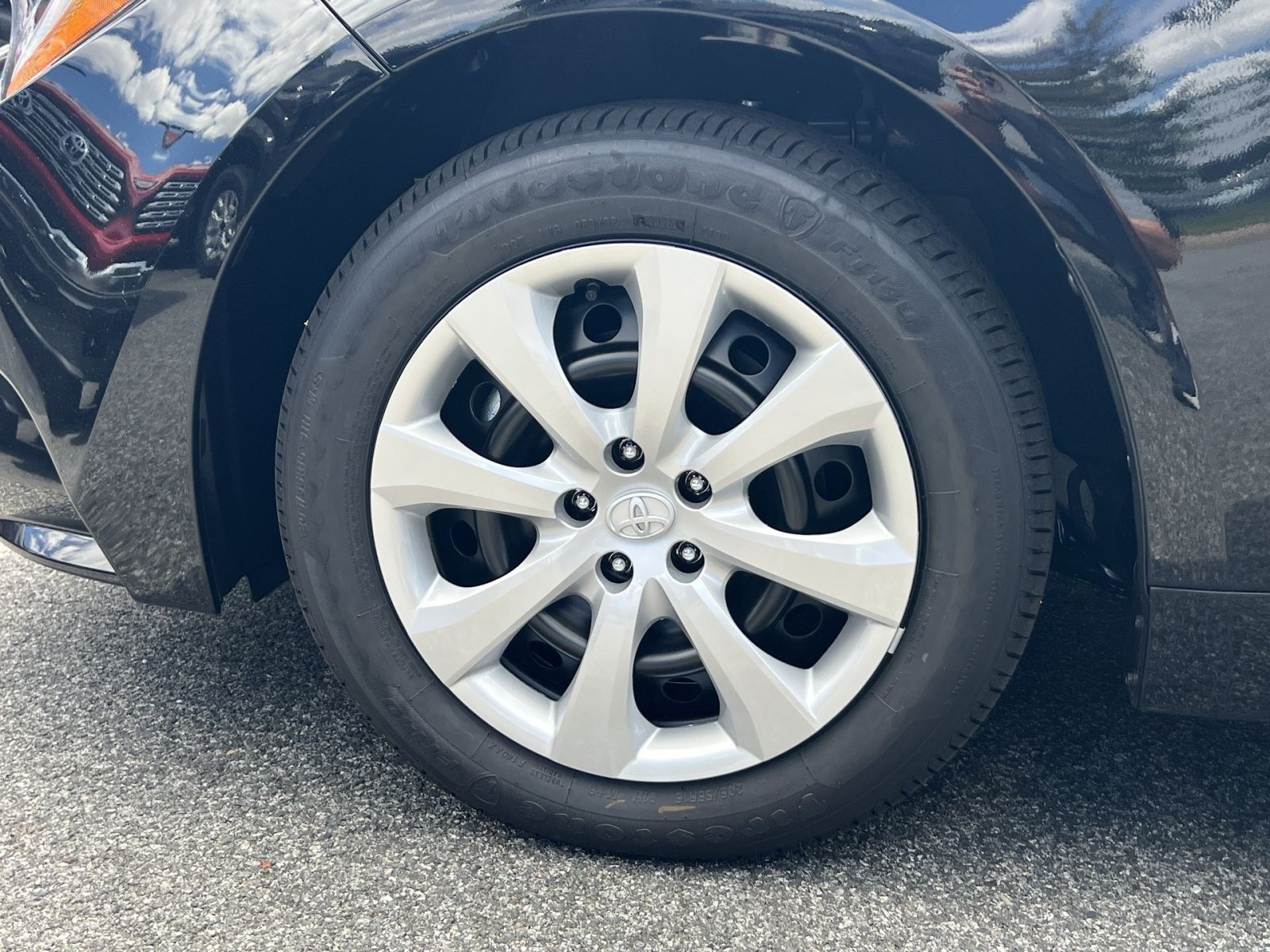 New 2026 Toyota Corolla LE FWD image 5