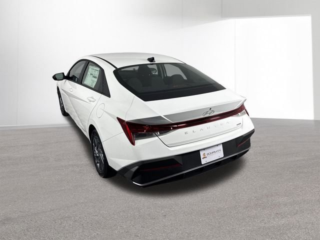 Used 2025 Hyundai Elantra Hybrid FWD image 40