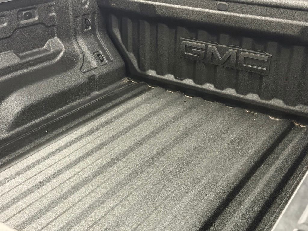 Used 2024 GMC Canyon AT4 w/ AT4 Premium Package image 18