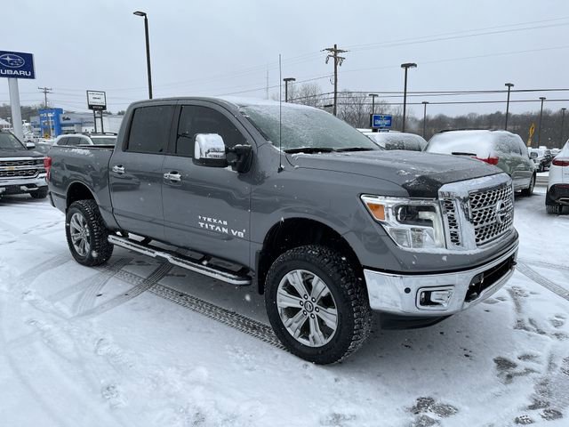 Used 2018 Nissan Titan SL w/ Texas Titan Edition image 11