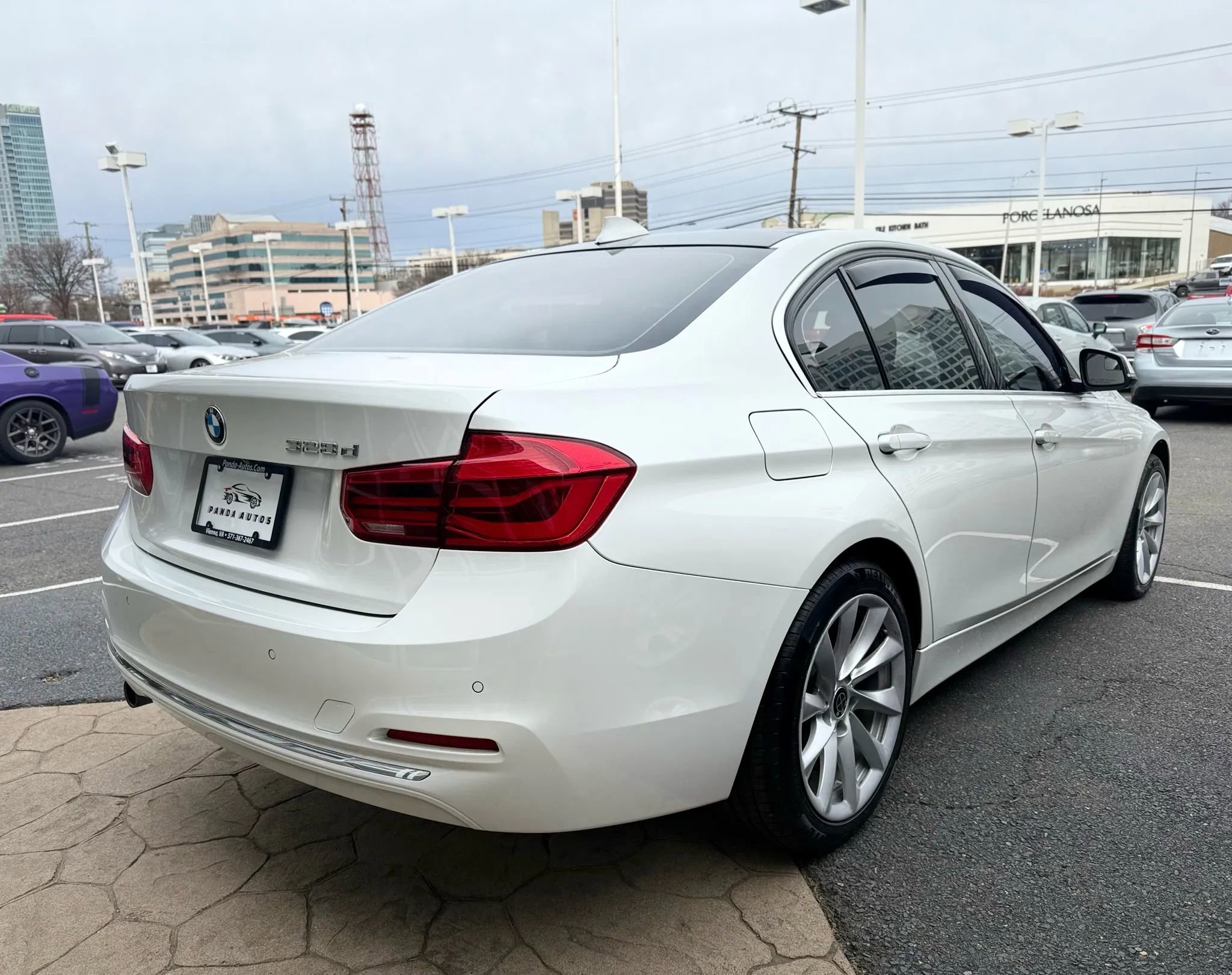 Used 2016 BMW 328d xDrive Sedan AWD/4WD image 7