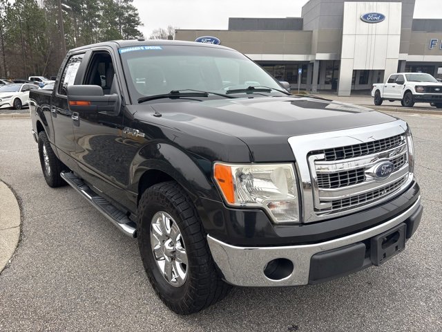 Used 2013 Ford F150 XLT w/ Luxury Equipment Group image 2