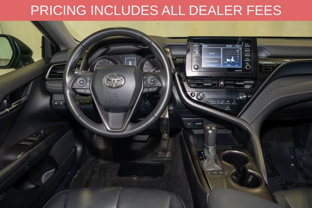 Used 2024 Toyota Camry SE FWD image 6