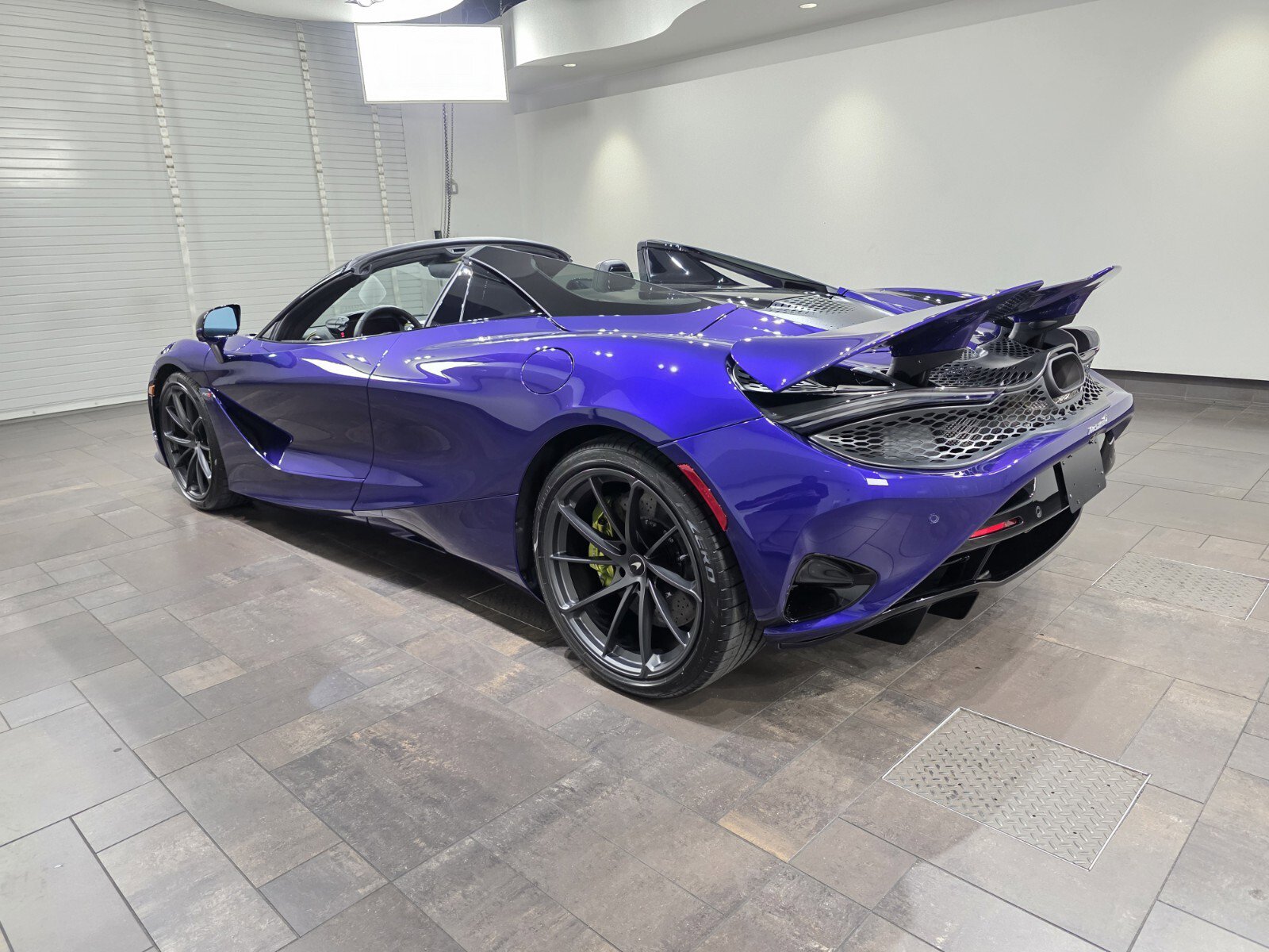 New 2026 McLaren 750S Spider image 4
