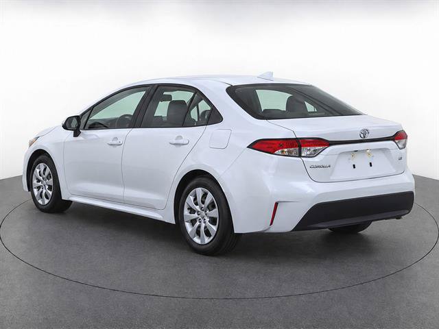 Certified 2025 Toyota Corolla LE FWD image 3