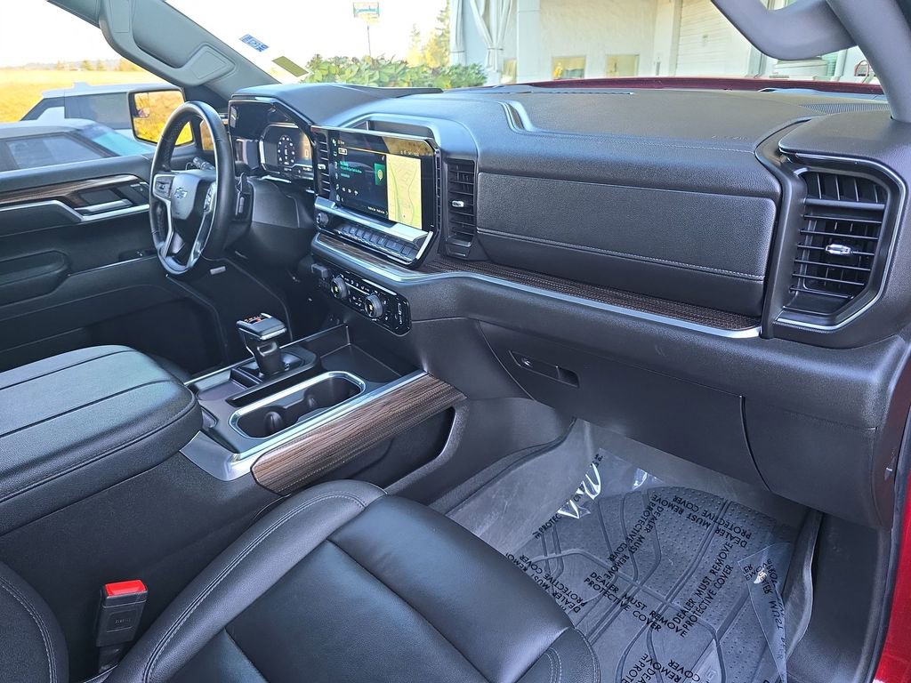 Certified 2025 Chevrolet Silverado 1500 RST w/ Convenience Package II image 33