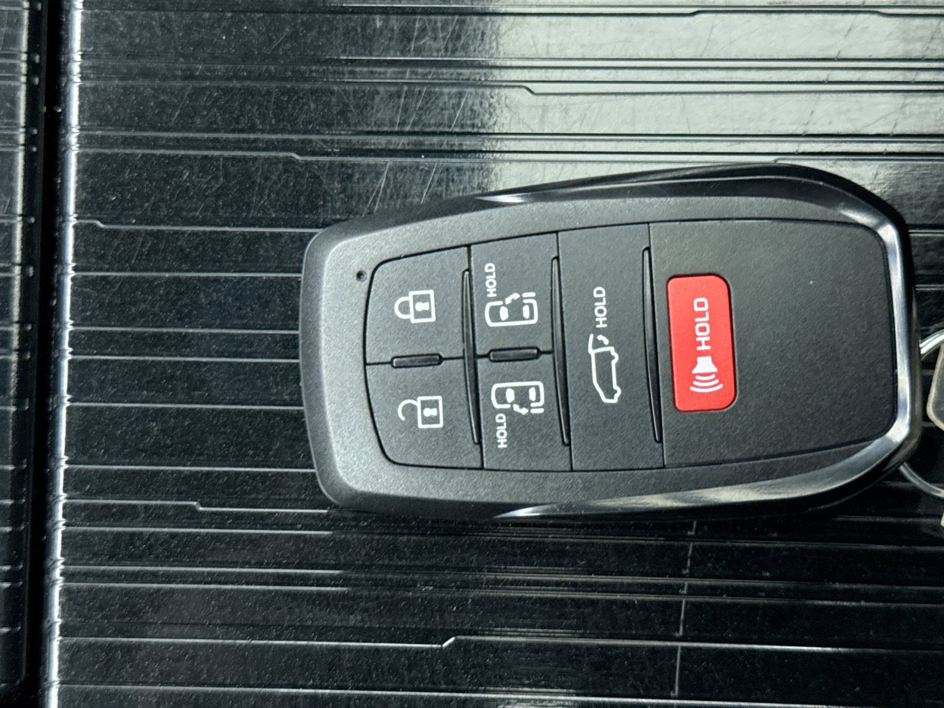 Used 2025 Toyota Sienna XLE Woodland Edition AWD/4WD image 26