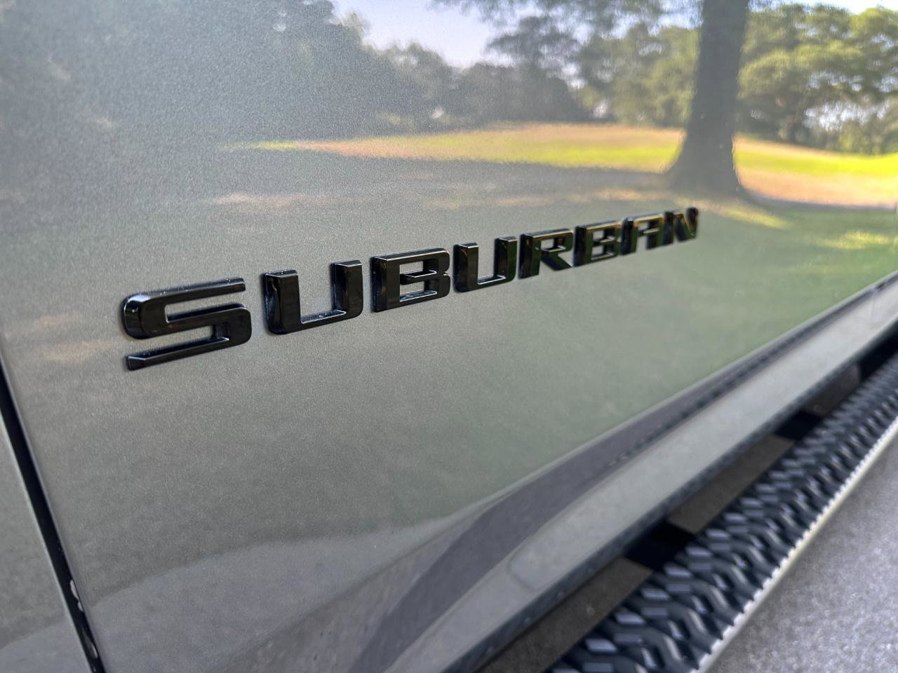 Used 2022 Chevrolet Suburban Z71 w/ Luxury Package AWD/4WD image 56