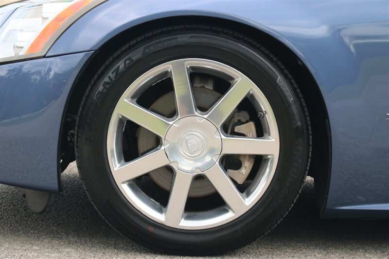 Used 2005 Cadillac XLR RWD image 38