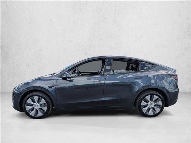 Used 2024 Tesla Model Y Long Range image 9