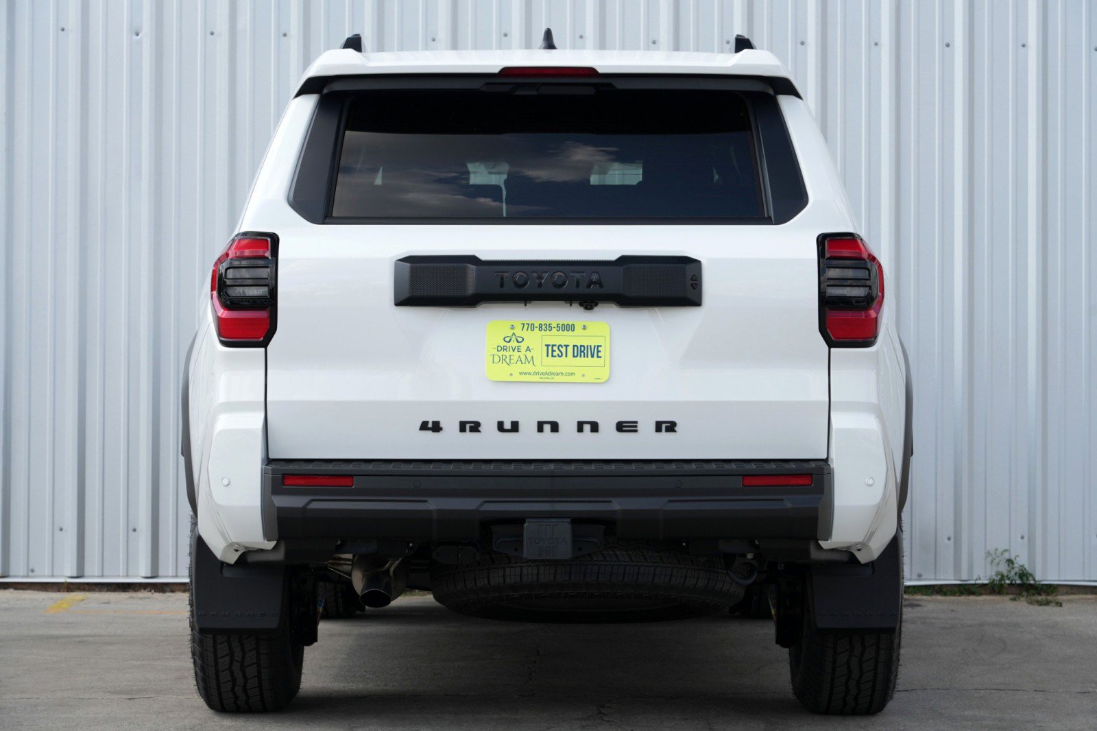 Used 2025 Toyota 4Runner TRD Off-Road image 11
