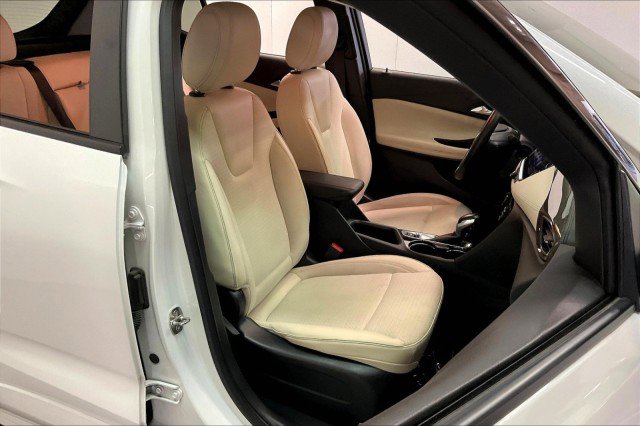 Used 2023 Buick Encore GX Select w/ Sport Touring Package image 7