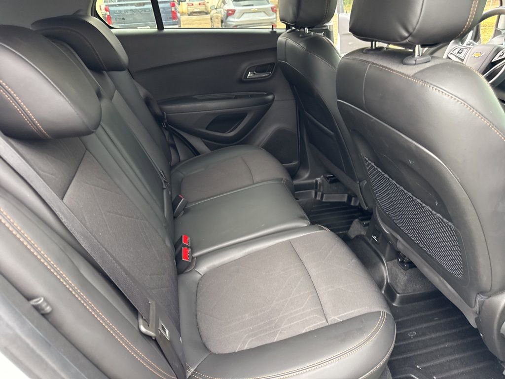 Used 2021 Chevrolet Trax LT w/ Sport Edition image 30