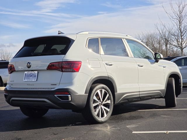 Used 2023 Volkswagen Taos SE w/ Panoramic Sunroof Package image 24
