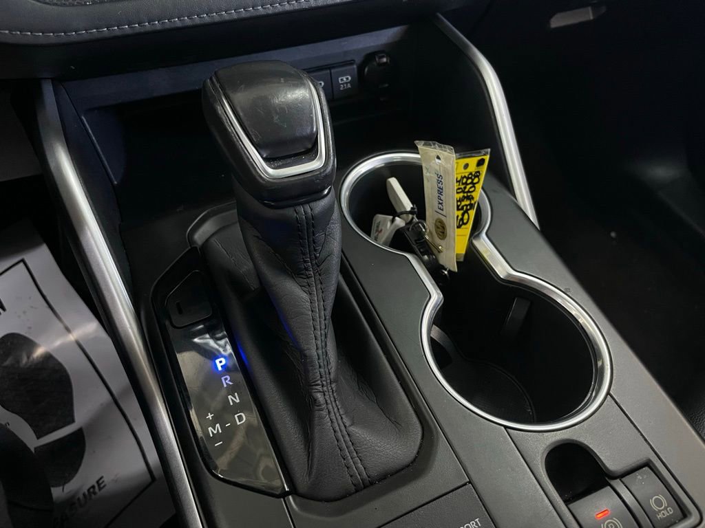 Used 2020 Toyota Highlander XLE image 48