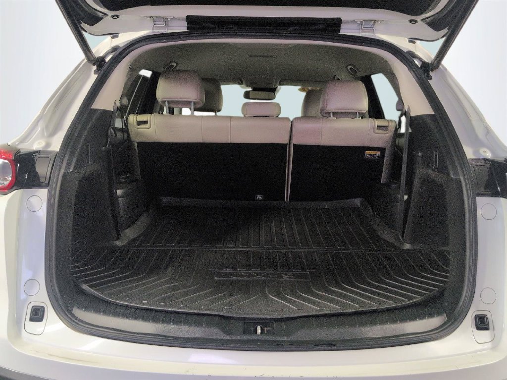 Used 2020 MAZDA CX-9 Touring FWD image 16