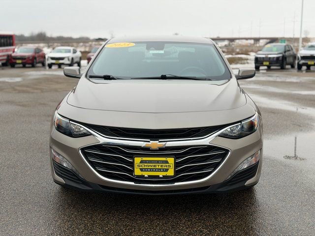 Used 2023 Chevrolet Malibu LT image 2