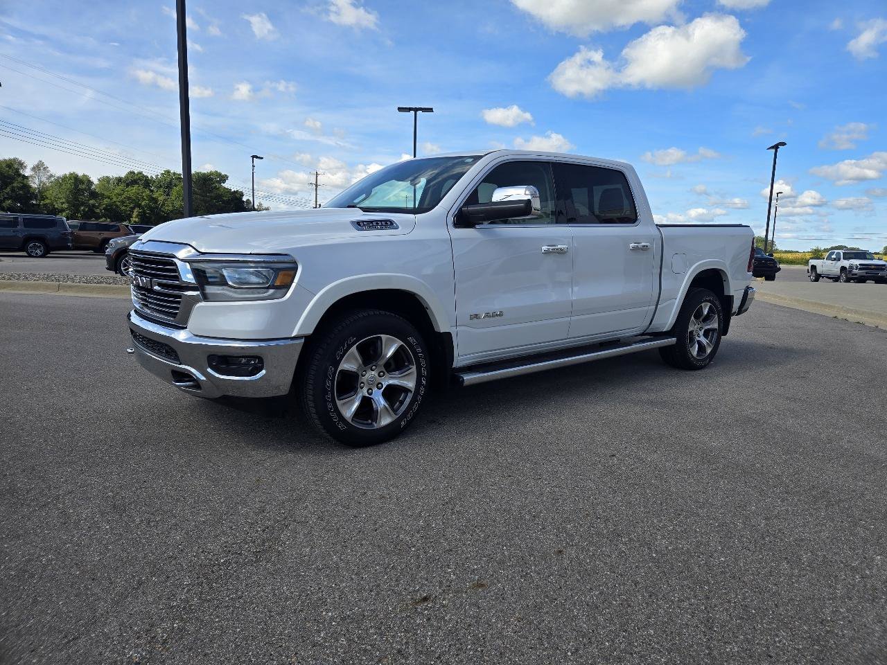 Used 2019 RAM 1500 Laramie AWD/4WD image 3