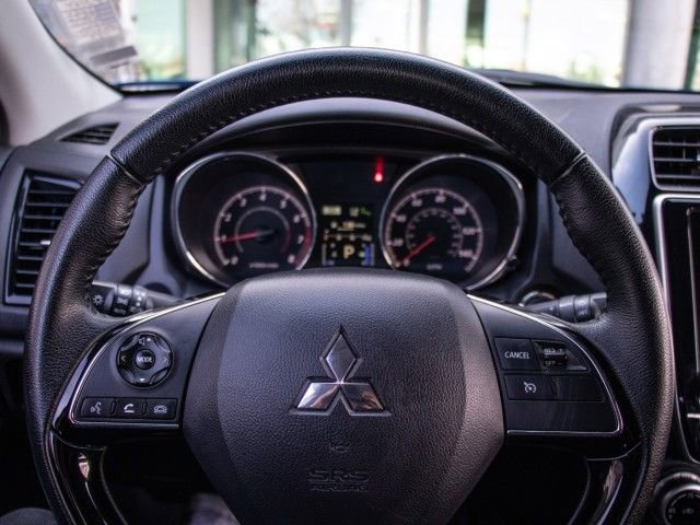 Used 2024 Mitsubishi Outlander Sport SE image 13