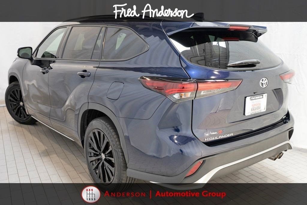 Used 2024 Toyota Highlander XSE image 4