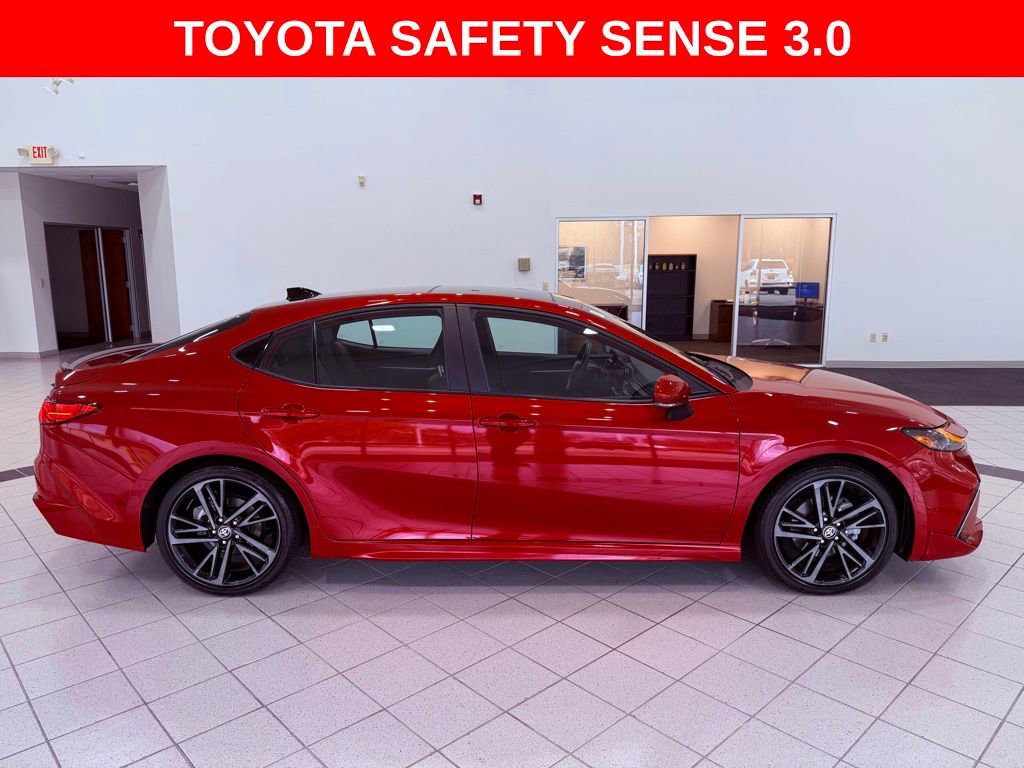 Used 2025 Toyota Camry XSE image 8
