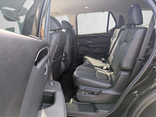 Used 2024 Honda Pilot EX-L image 17