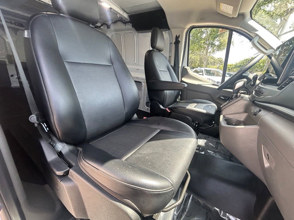 Certified 2024 Ford Transit 350 Low Roof image 26