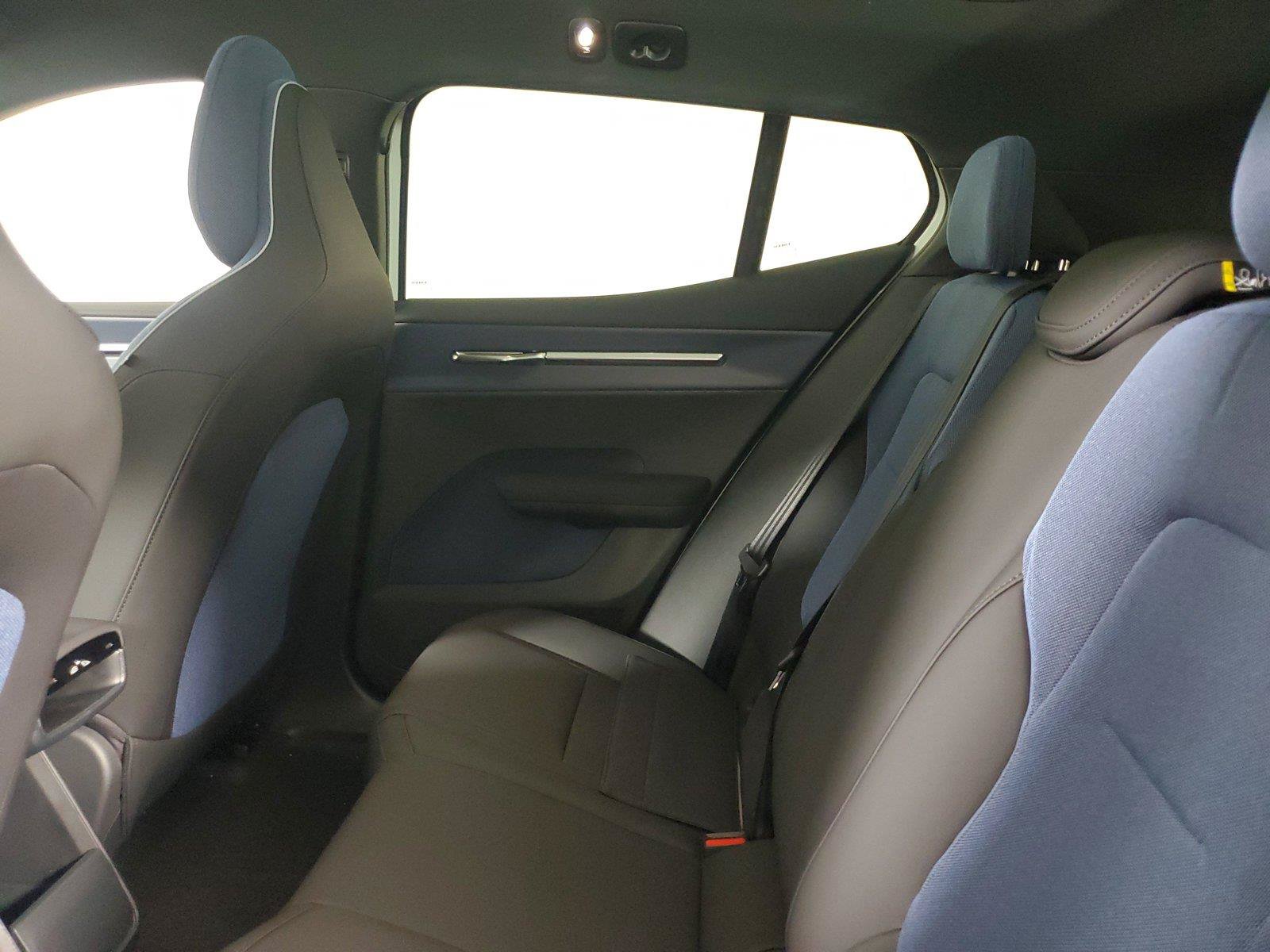 New 2026 Volvo EX30 Ultra AWD/4WD image 11