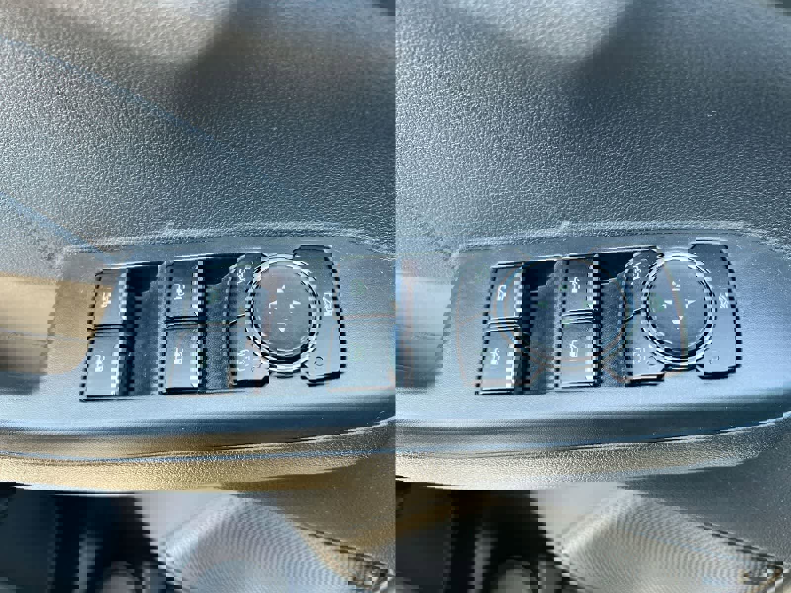 Used 2023 Ford Escape ST-Line Elite AWD/4WD image 17