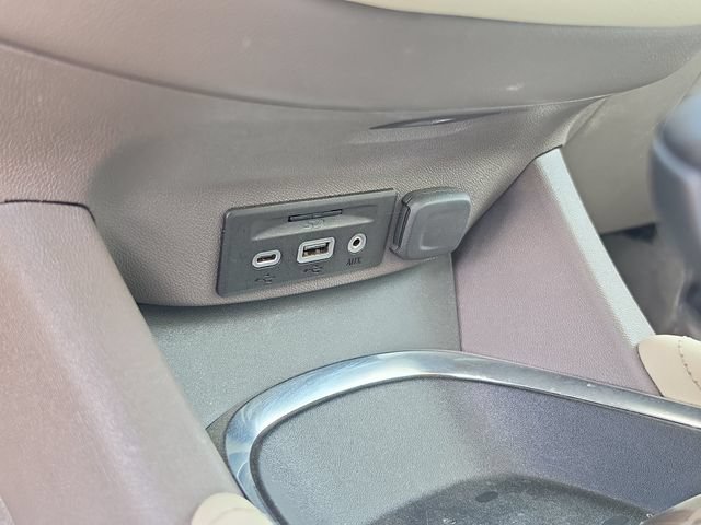Used 2024 Chevrolet Malibu LT FWD image 29