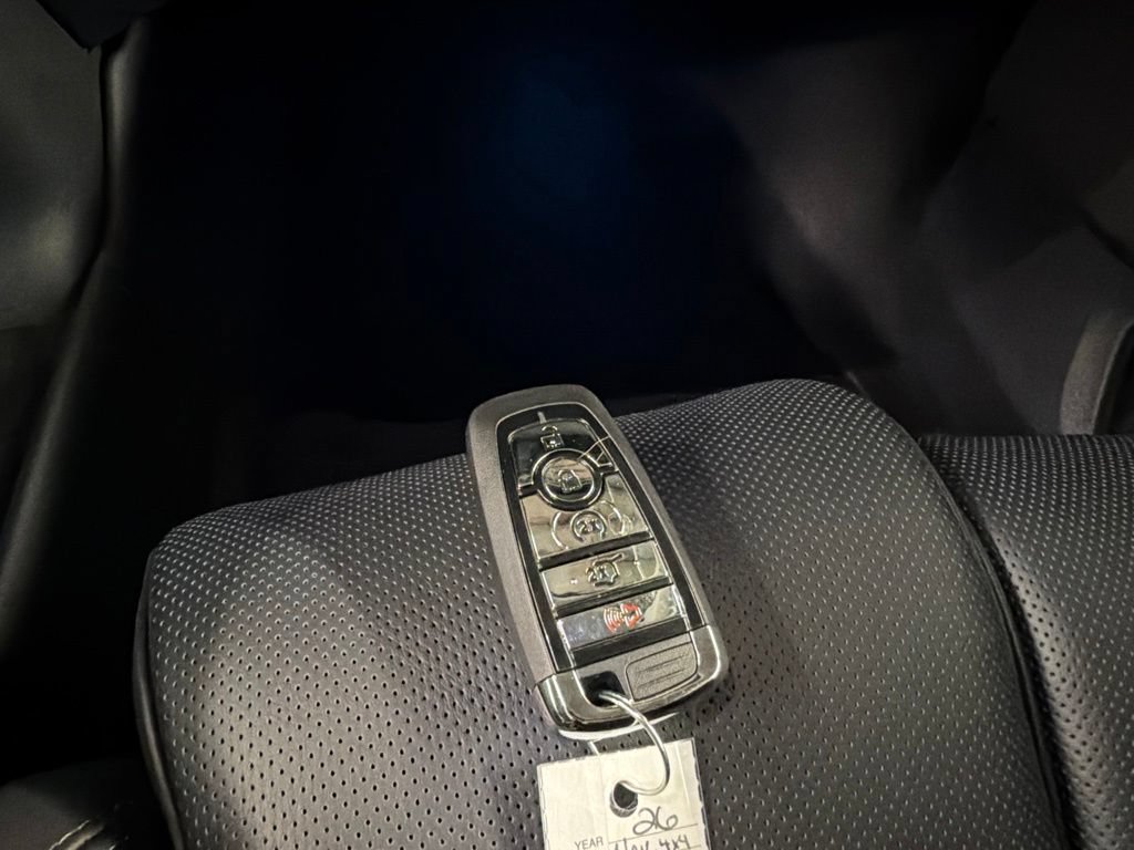 New 2026 Lincoln Navigator Premiere AWD/4WD image 45