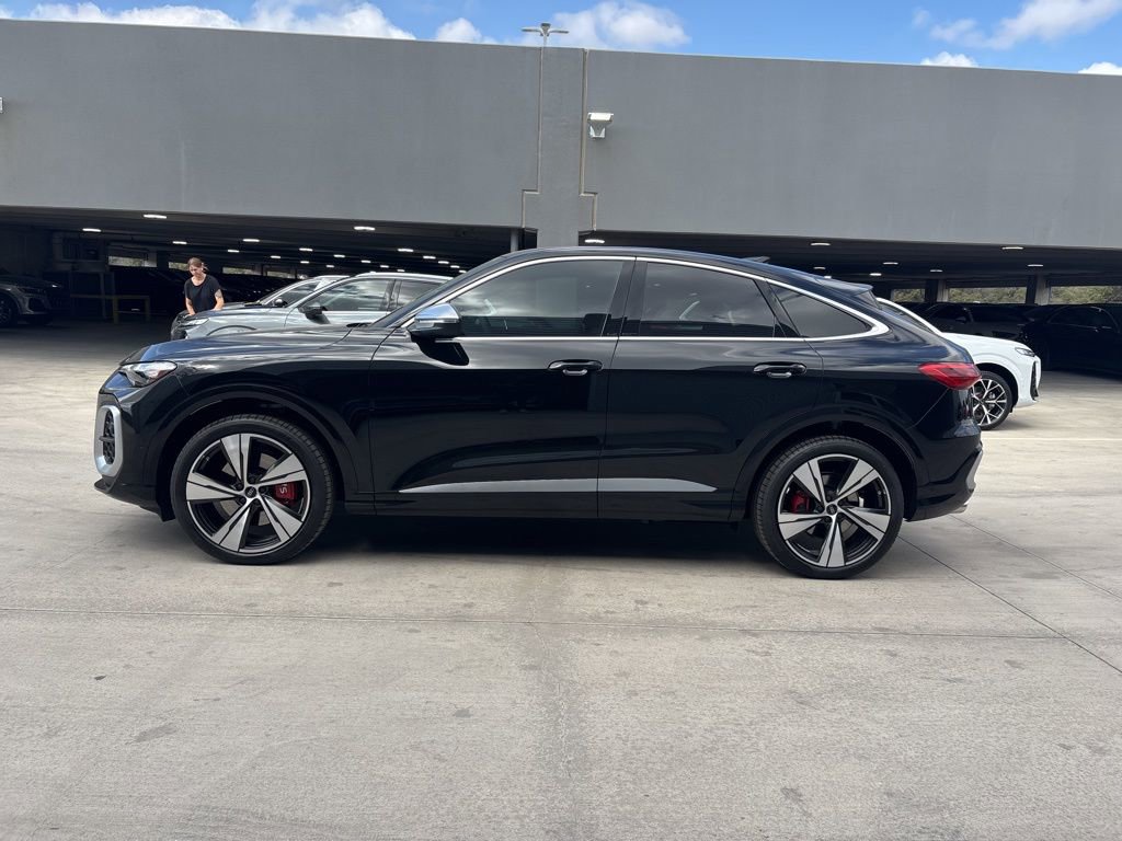 New 2025 Audi SQ5 Premium Plus AWD/4WD image 9