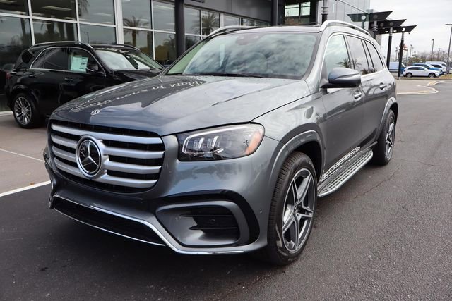 New 2025 Mercedes-Benz GLS 450 4MATIC image 2