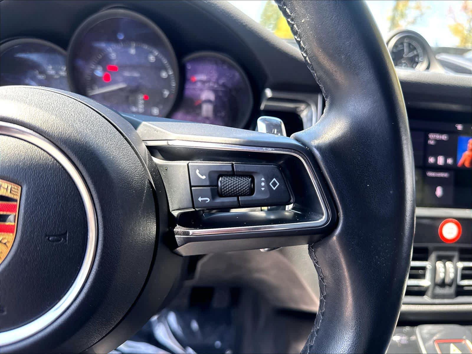 Used 2023 Porsche Macan AWD/4WD image 19