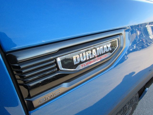 Used 2023 GMC Sierra 1500 AT4 w/ AT4 Premium Package image 7