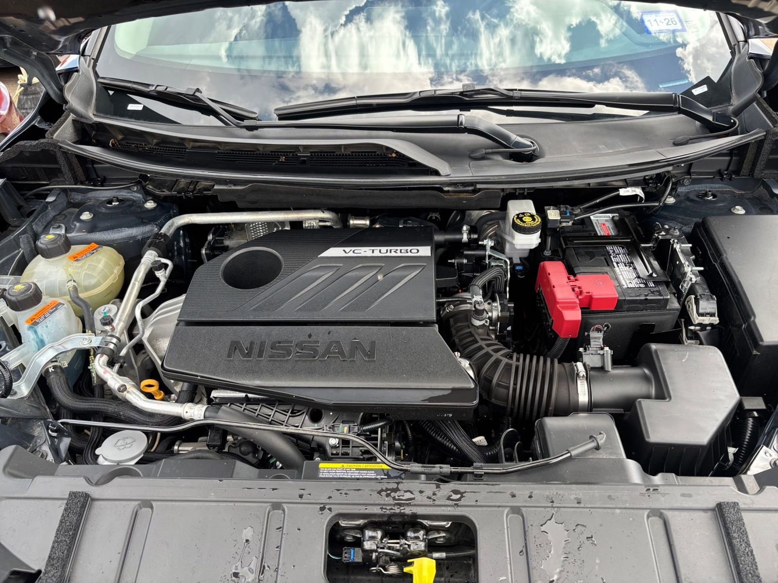 Used 2025 Nissan Rogue SV FWD image 34