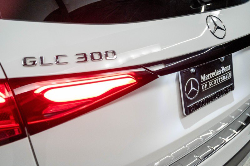 New 2026 Mercedes-Benz GLC 300 image 9