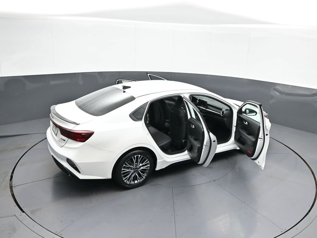 Certified 2024 Kia Forte GT-Line FWD image 43