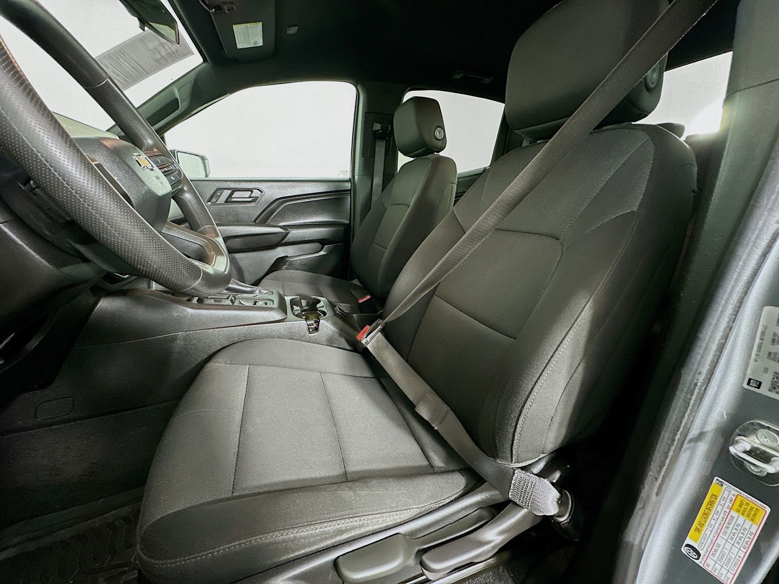 Used 2023 Chevrolet Colorado W/T image 21