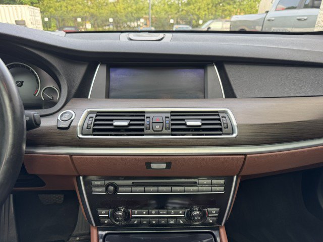 Used 2013 BMW 550i Gran Turismo xDrive AWD/4WD image 38