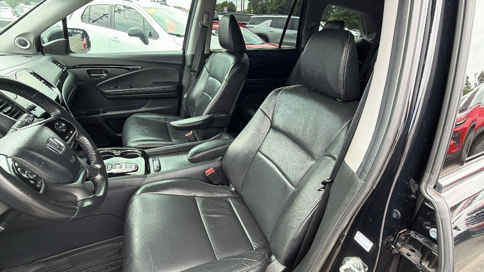 Used 2020 Honda Pilot Touring image 15