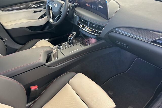 New 2026 Cadillac CT5 Sport w/ Technology Package RWD image 15