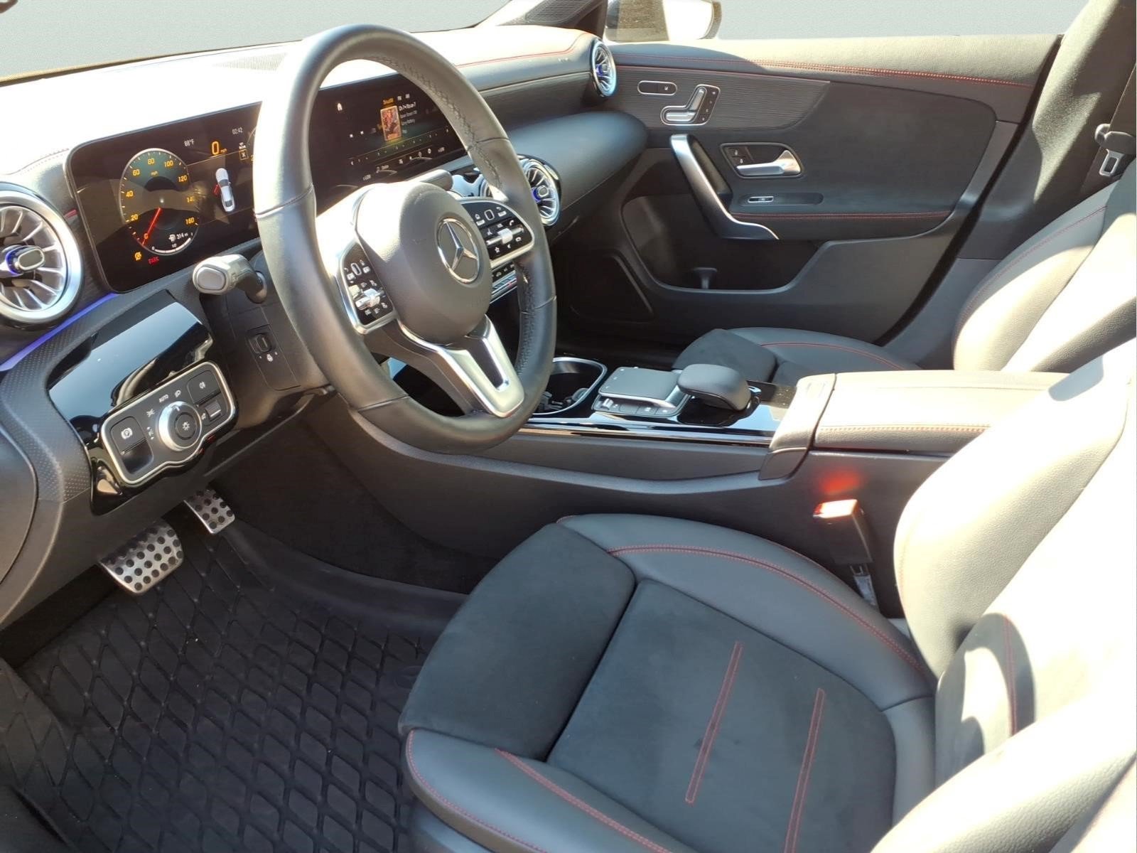 Certified 2023 Mercedes-Benz CLA 250 4MATIC image 11
