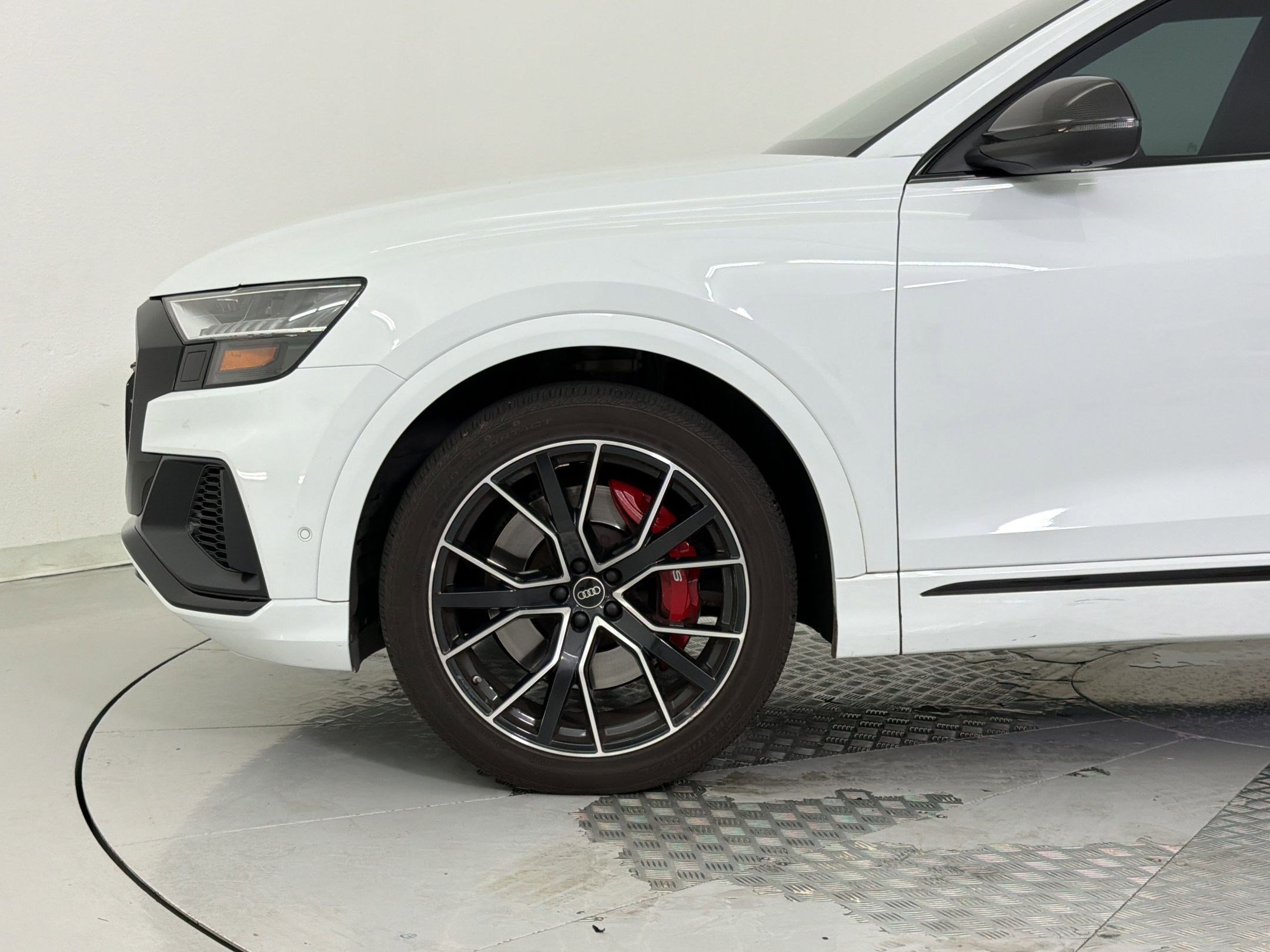 Used 2023 Audi SQ8 Prestige w/ Prestige Package AWD/4WD image 23