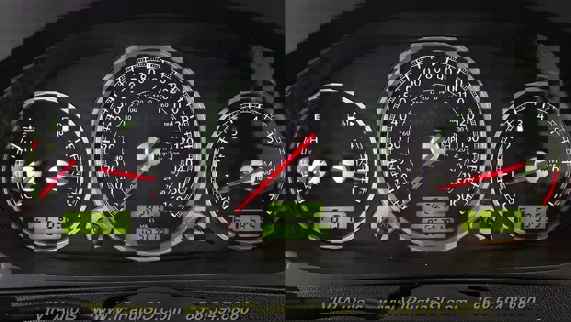 Used 2005 Chrysler Crossfire Limited image 7