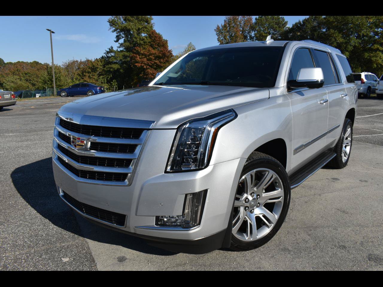 Used 2016 Cadillac Escalade Luxury AWD/4WD image 1