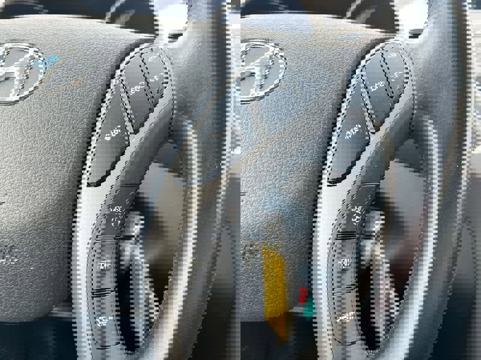 Used 2014 Hyundai Elantra Limited image 24